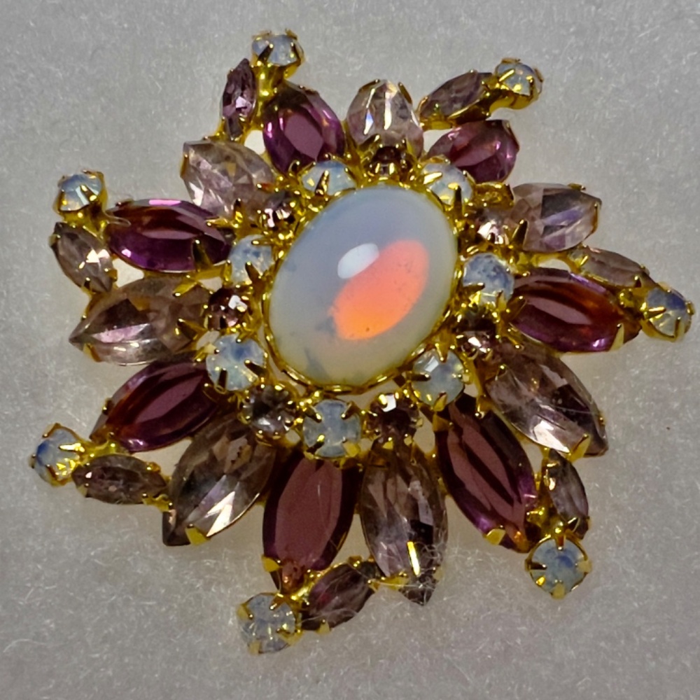BROOCH AMETHYST/AB RHINESTONES W/OPAL CNTR DOG TOOTH PRONG OPEN WORK HIGHEND VTG